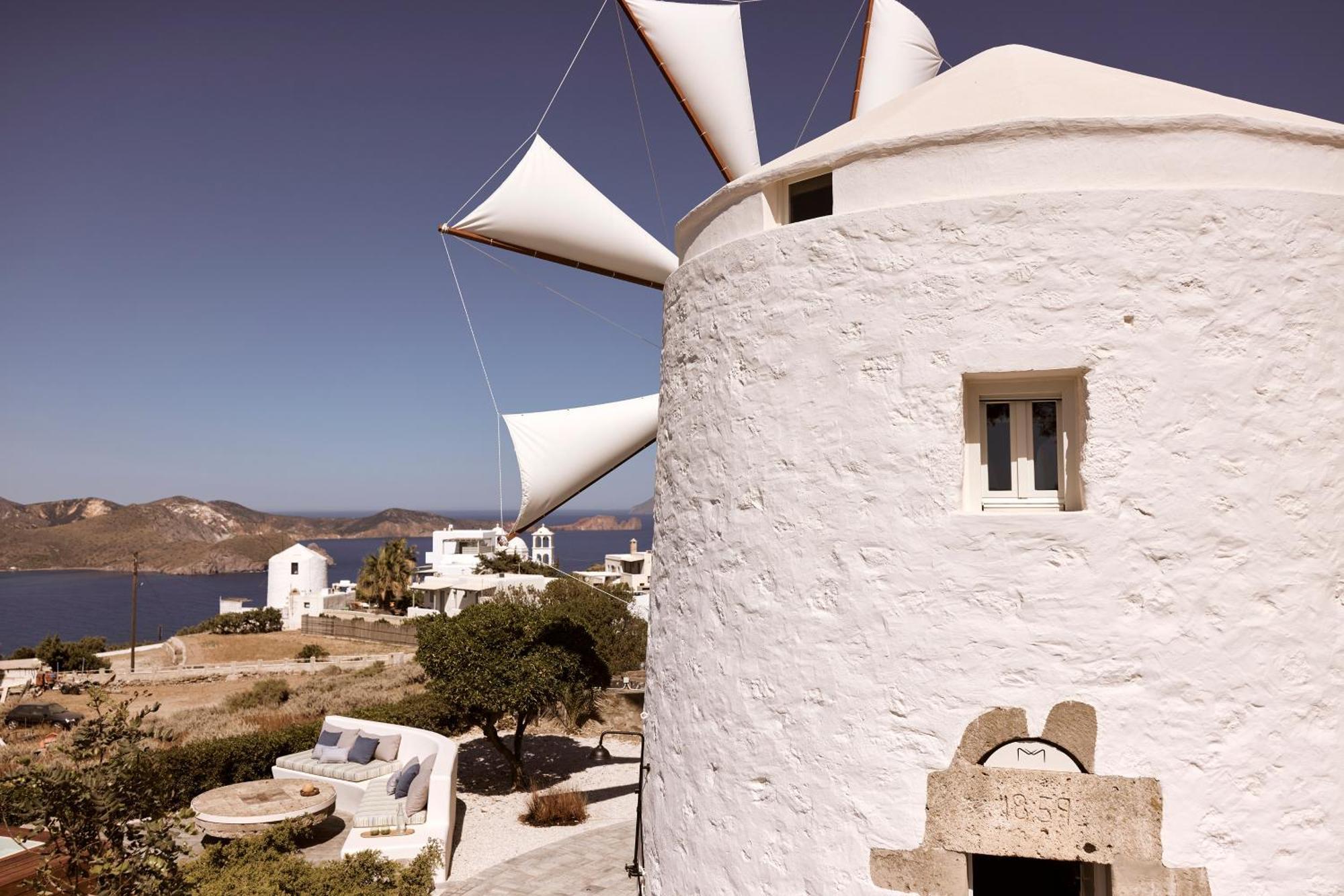 Апартаменты Windmill Karamitsos Since 1859 Трипити Экстерьер фото