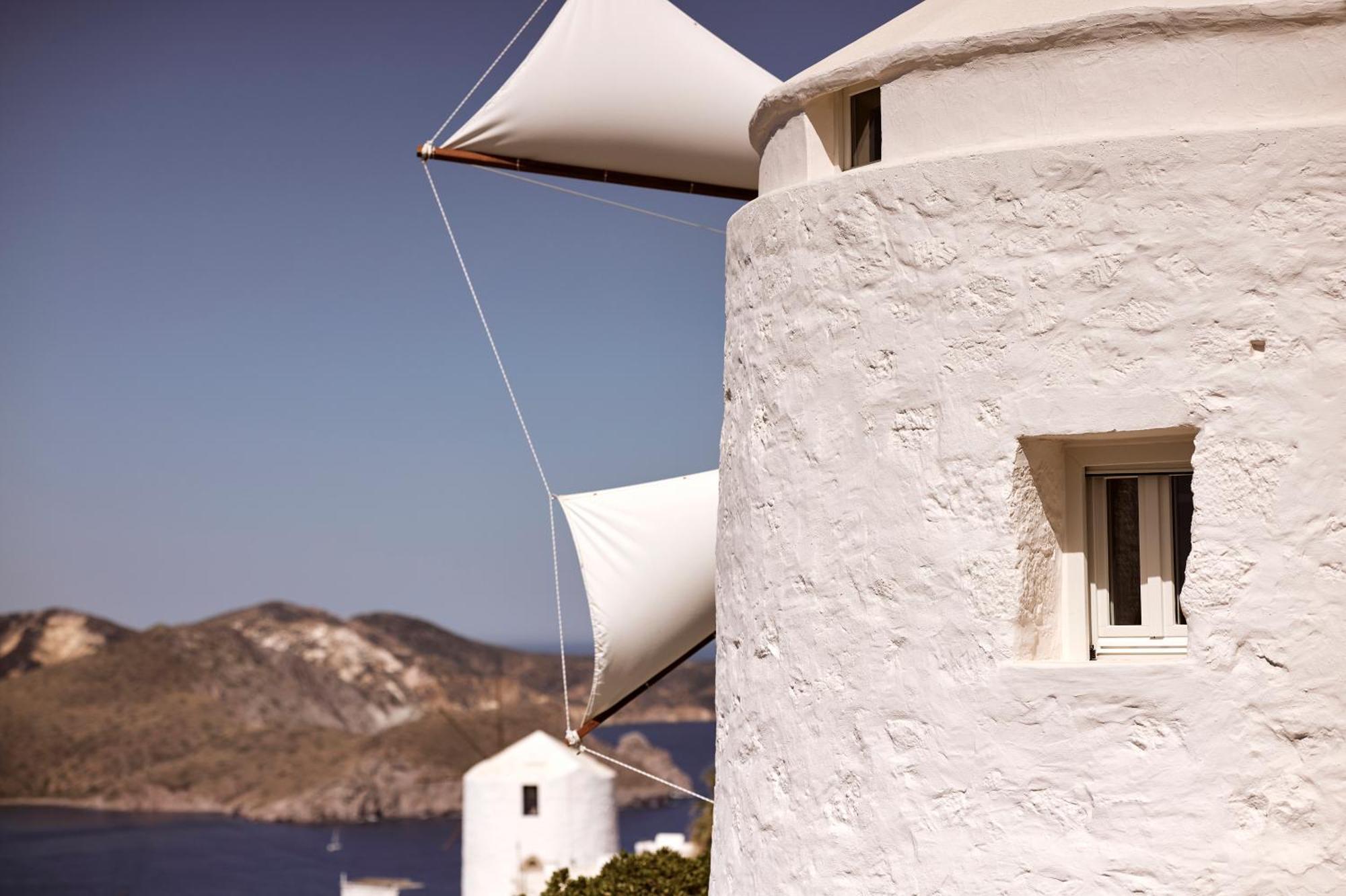 Апартаменты Windmill Karamitsos Since 1859 Трипити Экстерьер фото